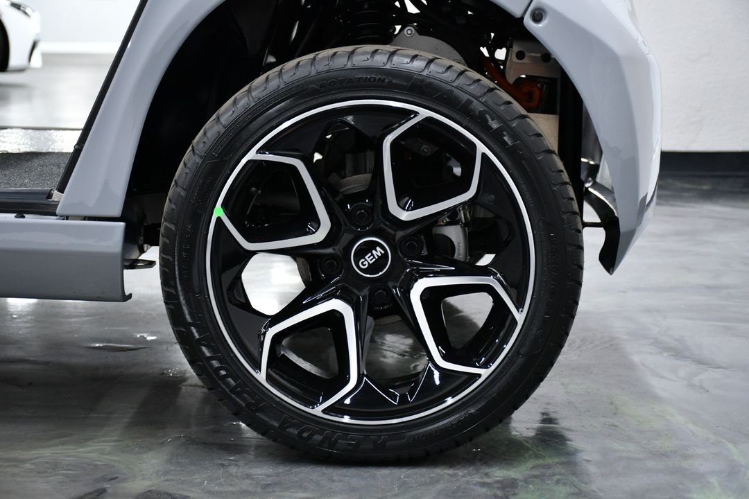 2025 GEM E6
