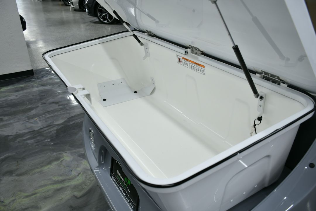 2025 GEM E6