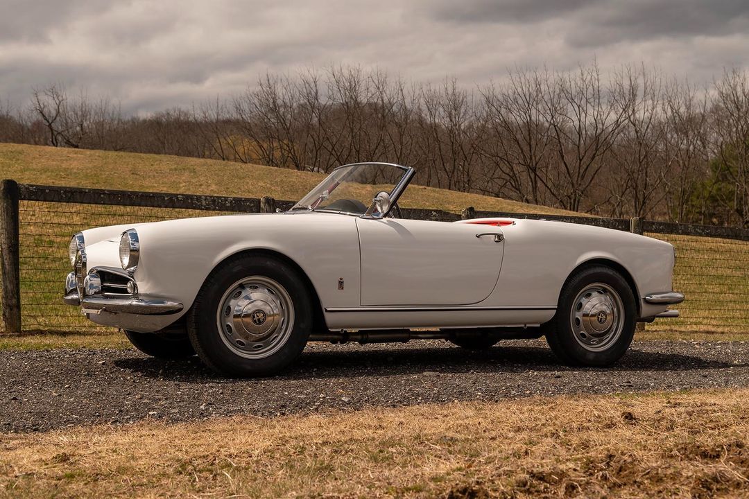 1959 Alfa Romeo 1300 Giulietta Spider Normale/Veloce