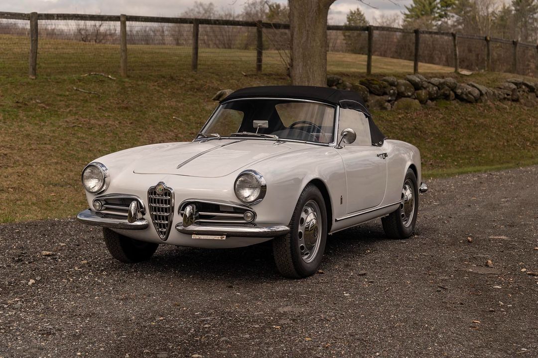1959 Alfa Romeo 1300 Giulietta Spider Normale/Veloce