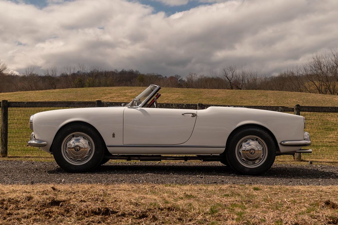 1959 Alfa Romeo 1300 Giulietta Spider Normale/Veloce