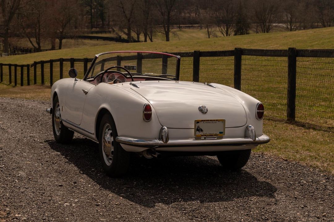 1959 Alfa Romeo 1300 Giulietta Spider Normale/Veloce