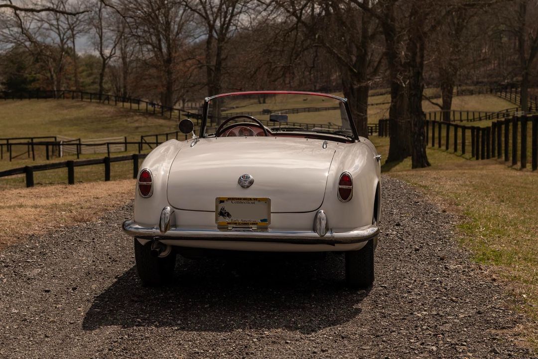 1959 Alfa Romeo 1300 Giulietta Spider Normale/Veloce