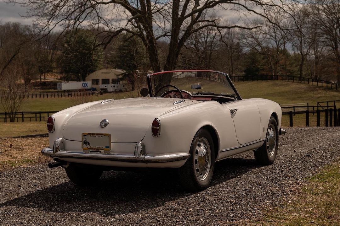 1959 Alfa Romeo 1300 Giulietta Spider Normale/Veloce