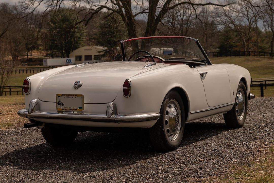 1959 Alfa Romeo 1300 Giulietta Spider Normale/Veloce