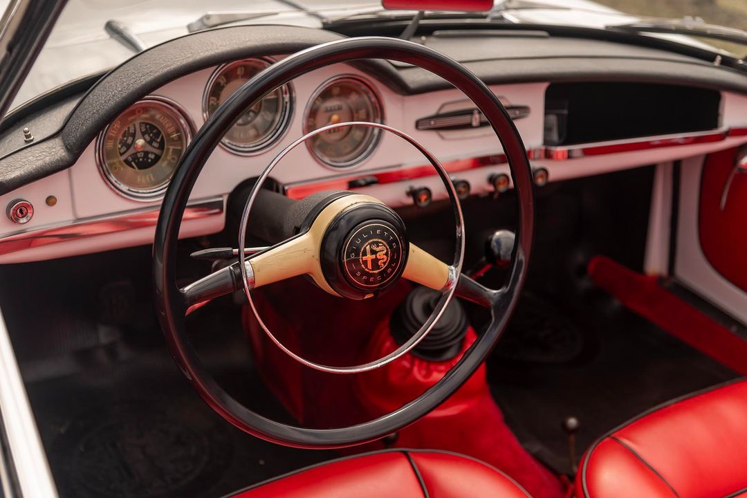 1959 Alfa Romeo 1300 Giulietta Spider Normale/Veloce