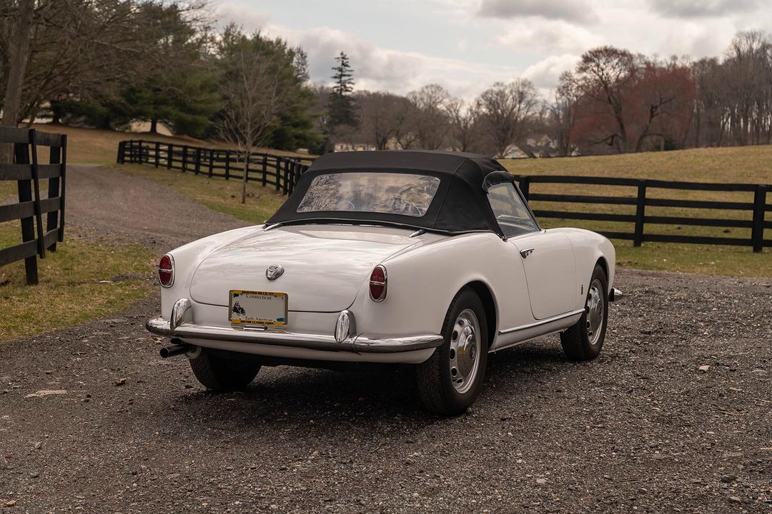 1959 Alfa Romeo 1300 Giulietta Spider Normale/Veloce