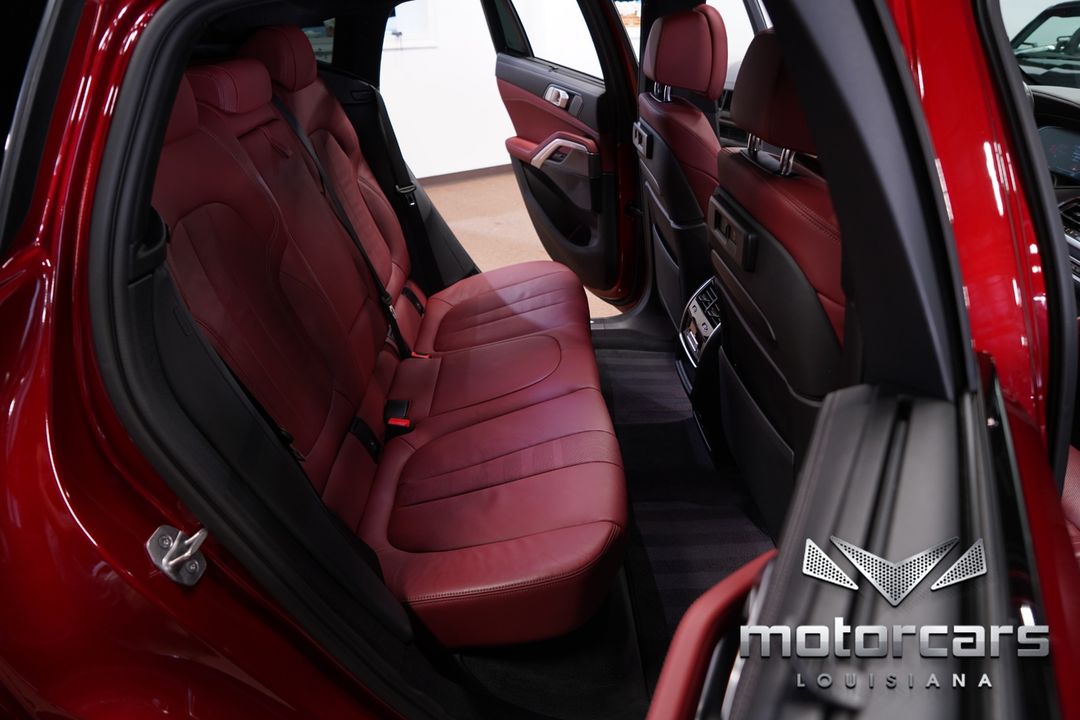 2022 BMW X6