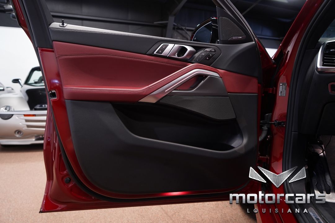 2022 BMW X6