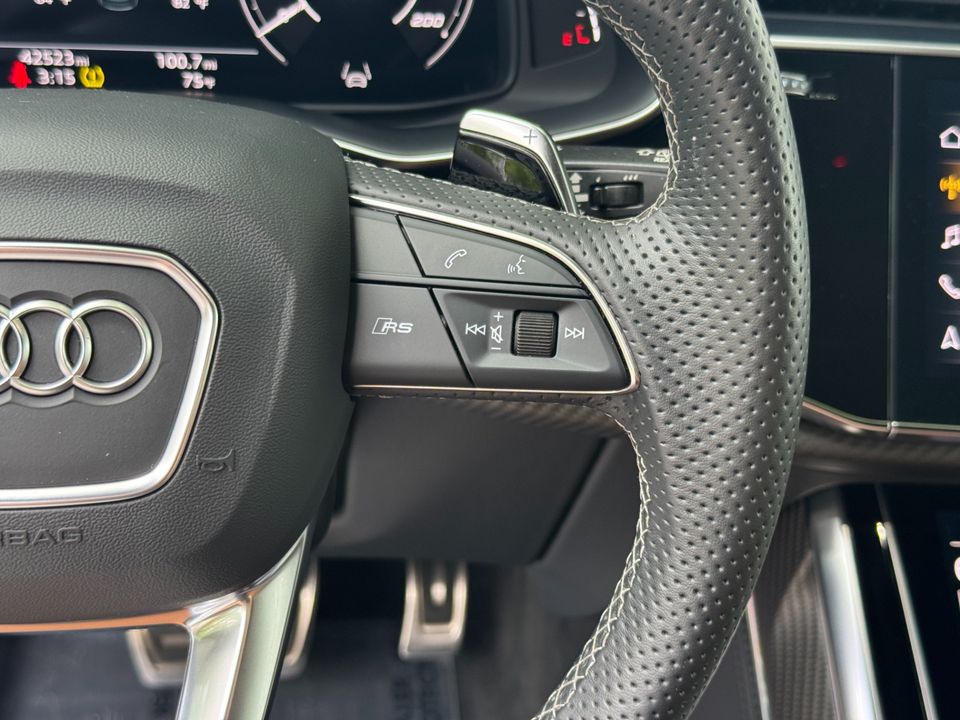 2022 Audi RS Q8