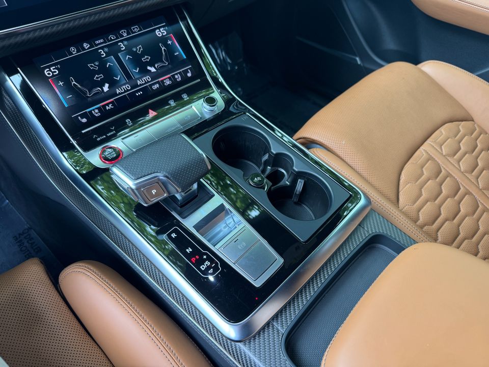 2022 Audi RS Q8