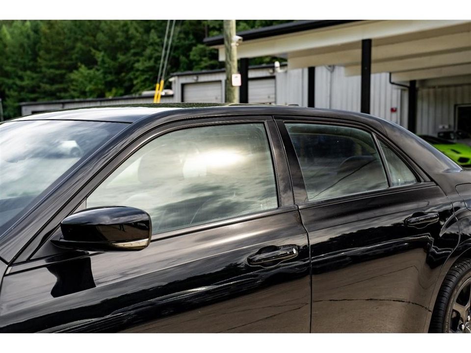 2021 Chrysler 300