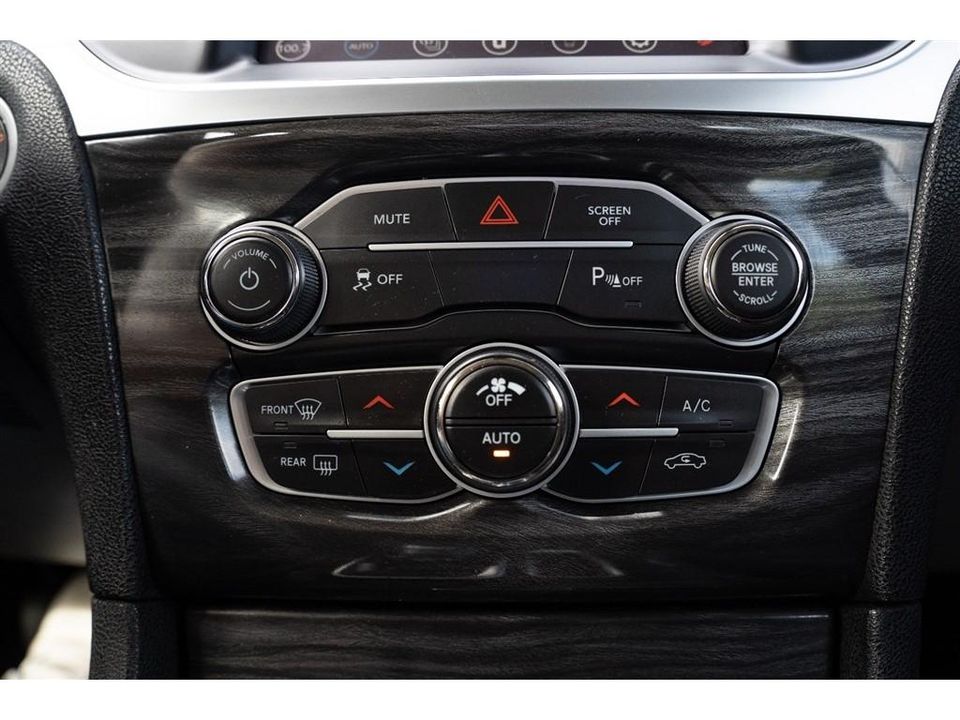 2021 Chrysler 300