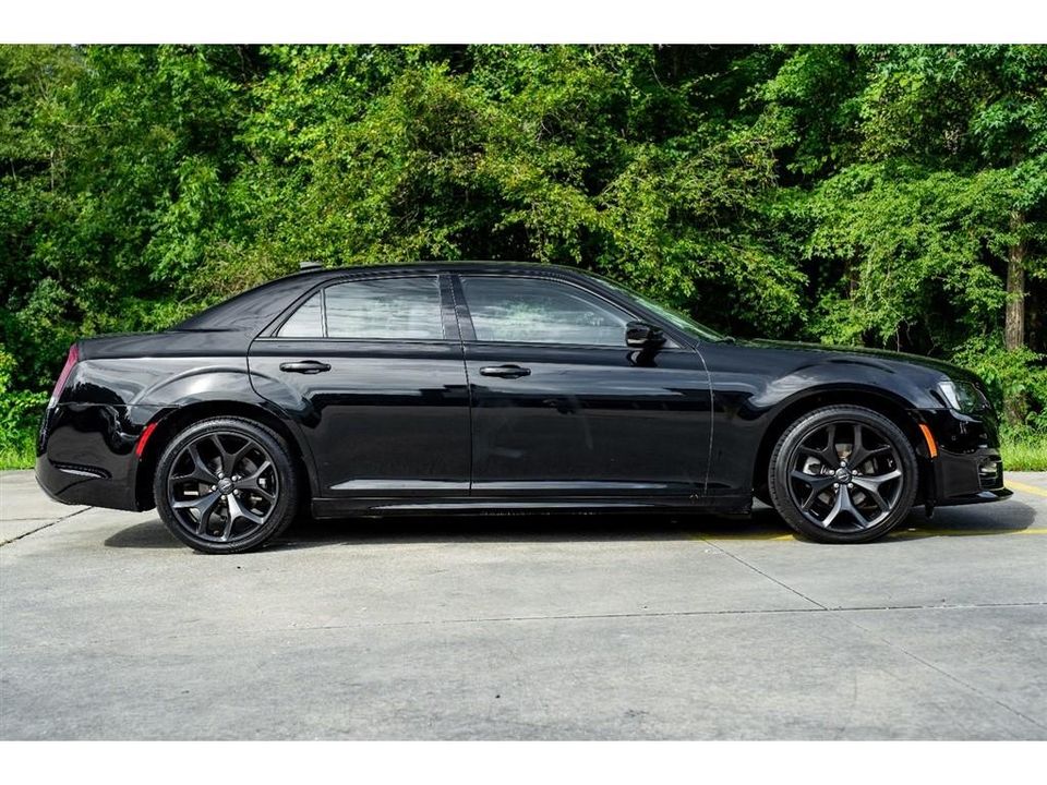 2021 Chrysler 300
