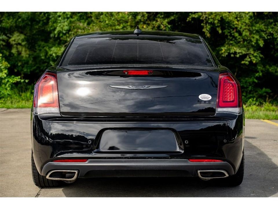 2021 Chrysler 300