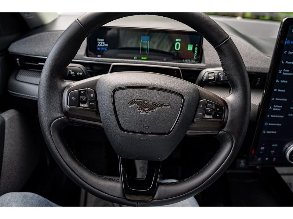 2022 Ford Mustang Mach-E