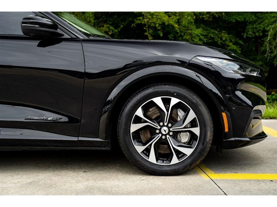 2022 Ford Mustang Mach-E