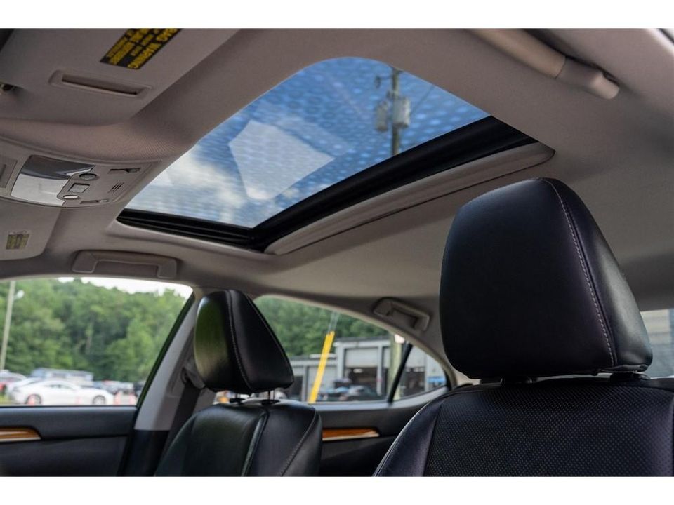 2013 Lexus ES 300h