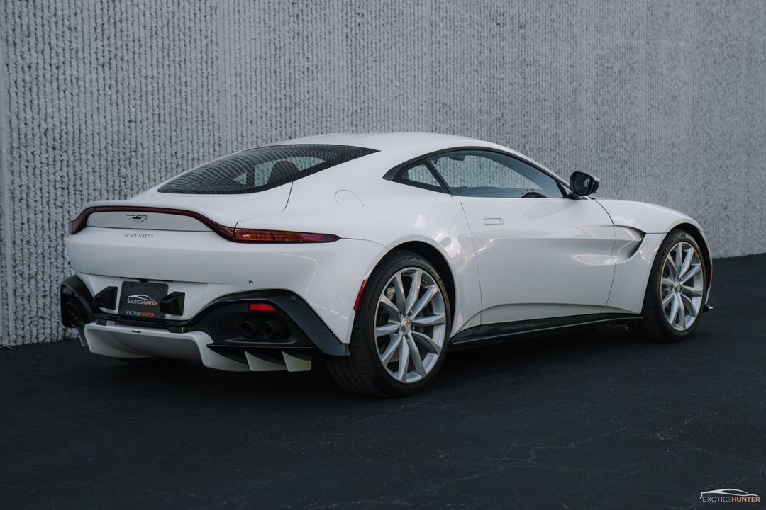2020 Aston Martin Vantage