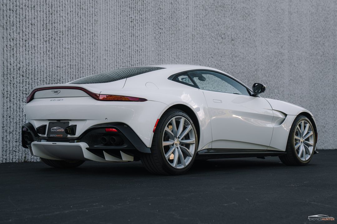 2020 Aston Martin Vantage