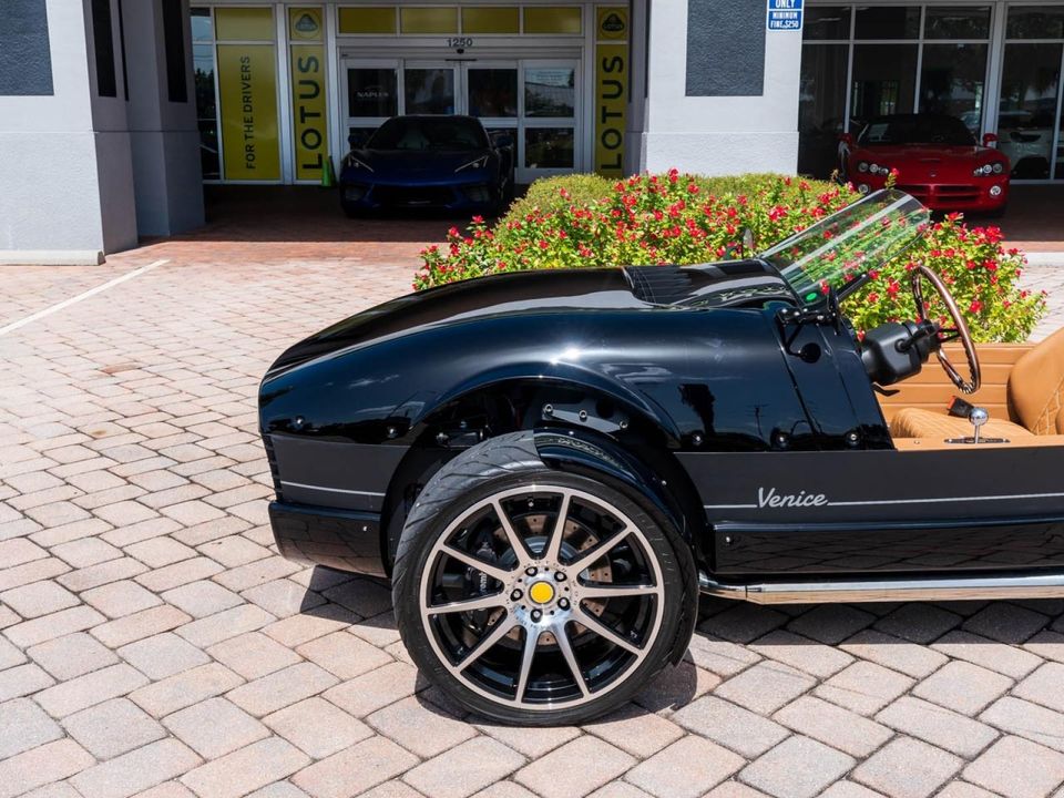 2022 Vanderhall Venice