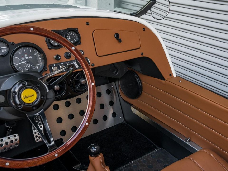 2022 Vanderhall Venice