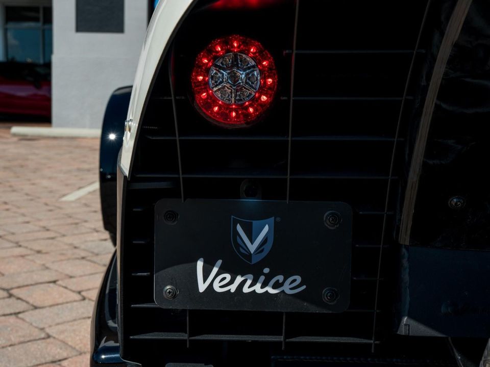2022 Vanderhall Venice