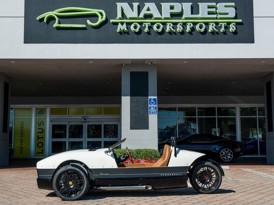 2022 Vanderhall Venice