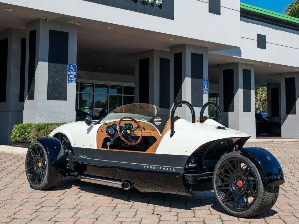 2022 Vanderhall Venice