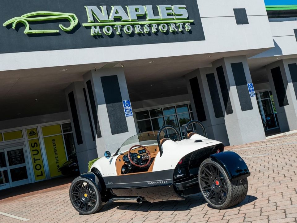2022 Vanderhall Venice