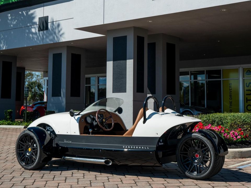 2022 Vanderhall Venice