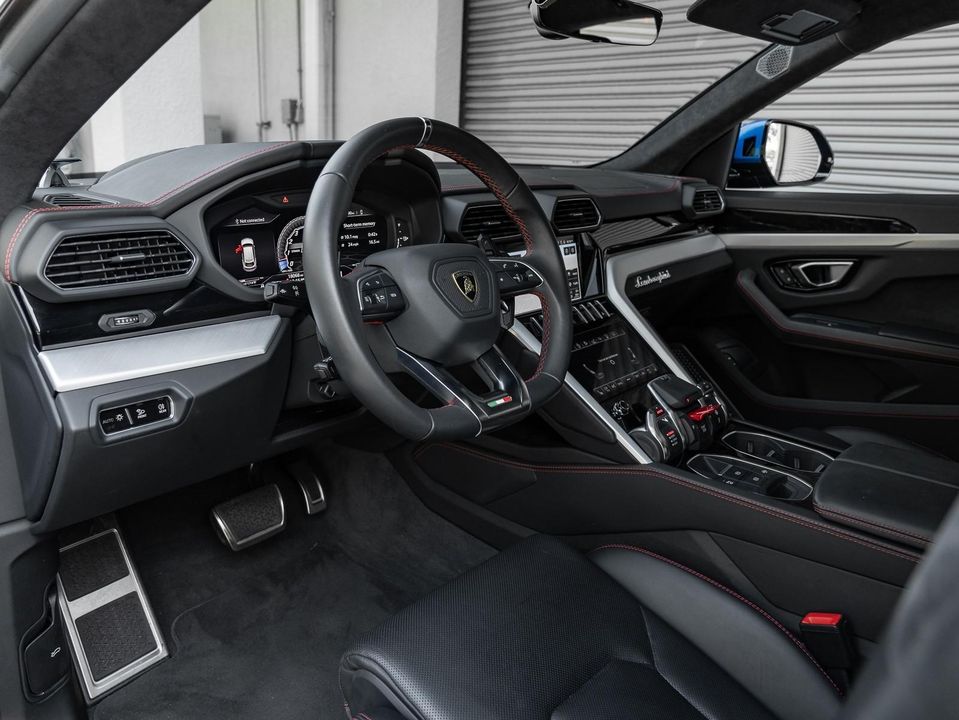 2020 Lamborghini Urus
