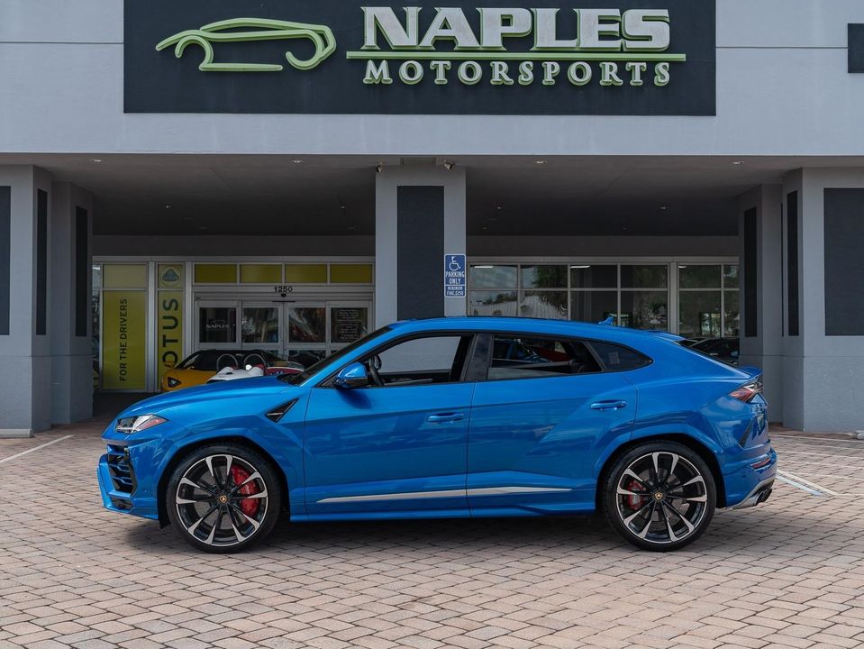 2020 Lamborghini Urus