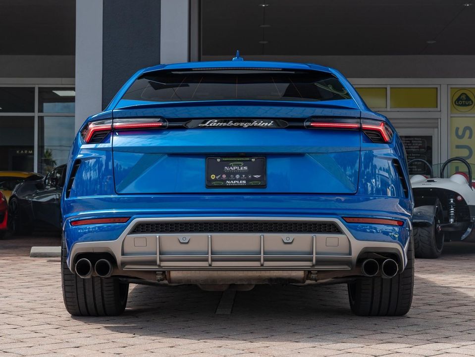 2020 Lamborghini Urus