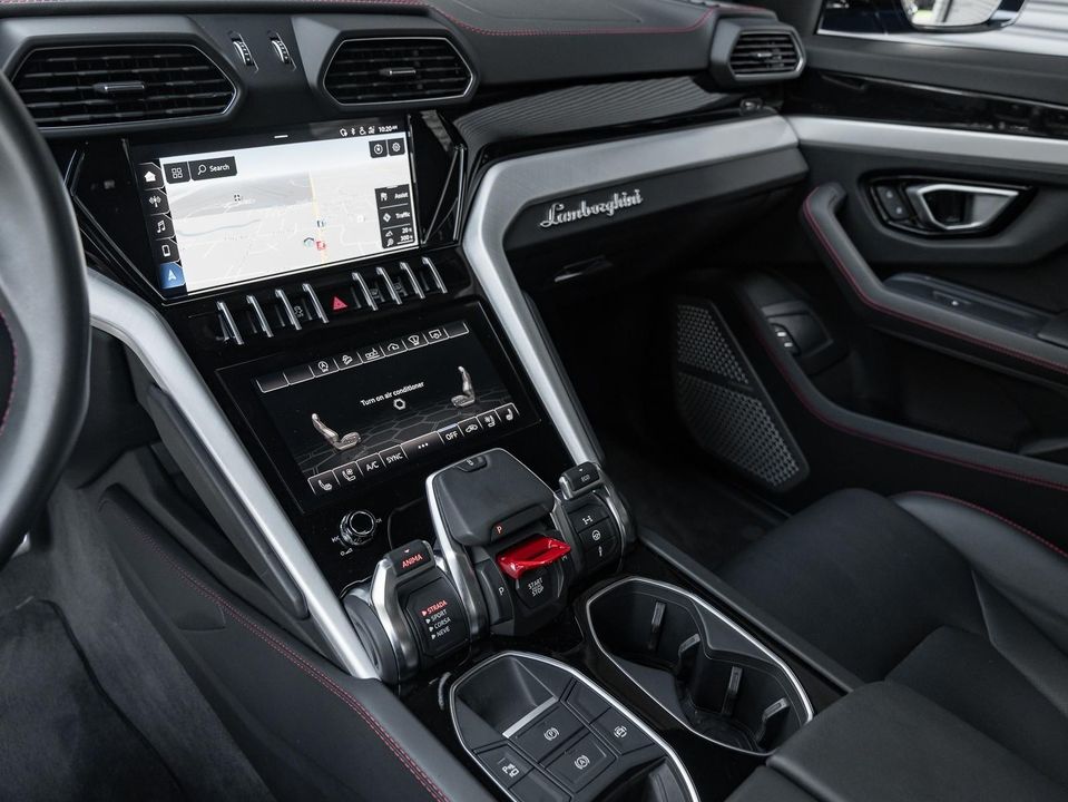 2020 Lamborghini Urus