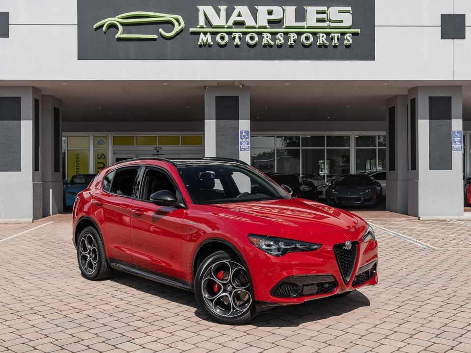2024 Alfa Romeo Stelvio