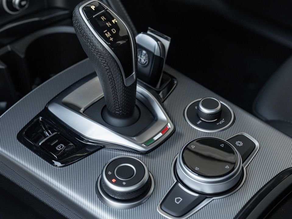 2024 Alfa Romeo Stelvio