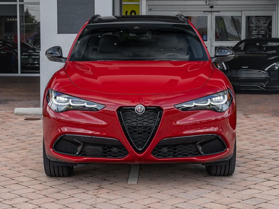2024 Alfa Romeo Stelvio