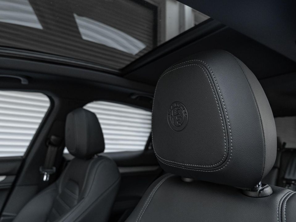 2024 Alfa Romeo Stelvio
