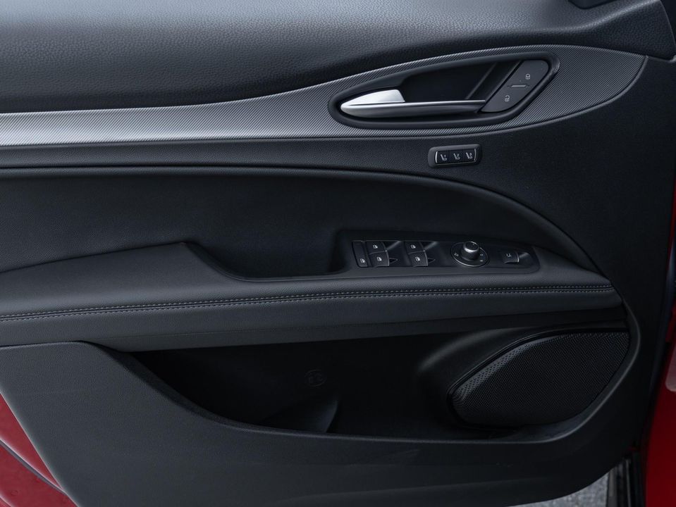 2024 Alfa Romeo Stelvio