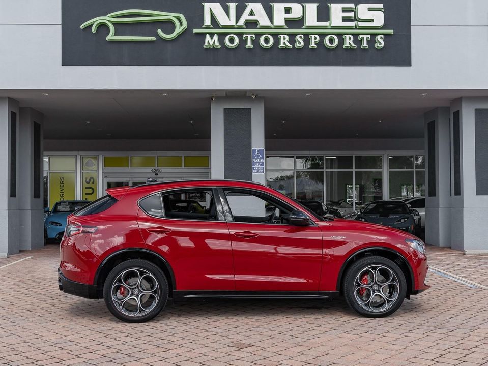 2024 Alfa Romeo Stelvio