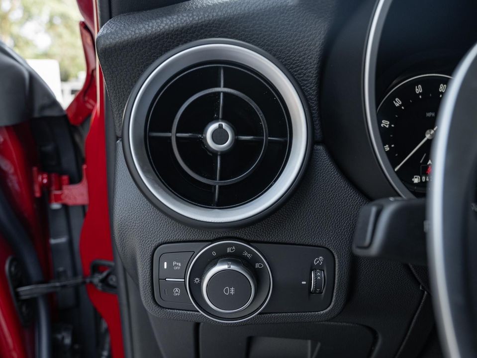 2024 Alfa Romeo Stelvio