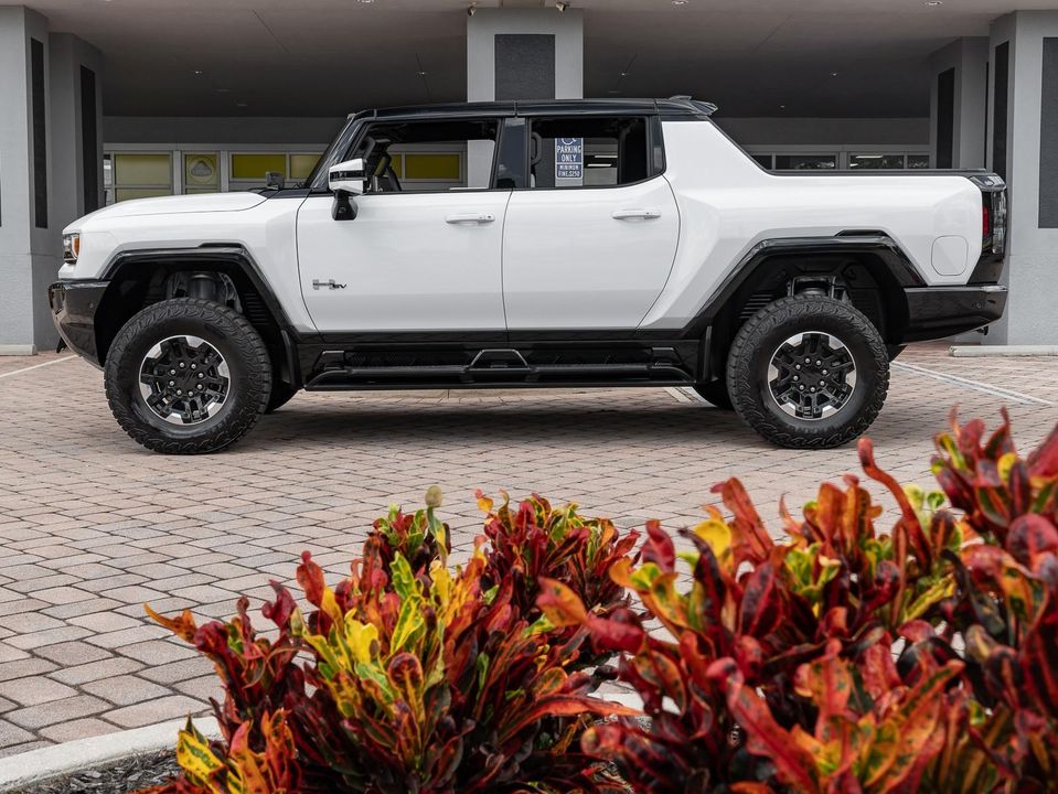 2022 GMC HUMMER EV