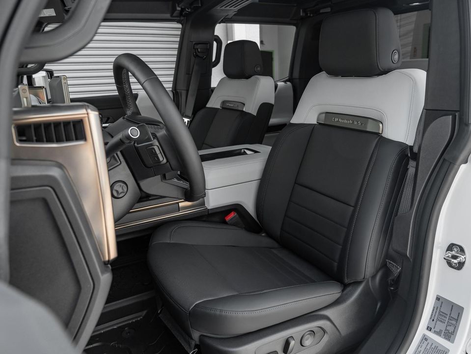 2022 GMC HUMMER EV