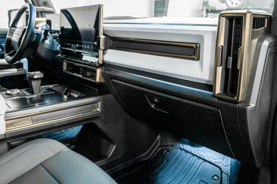 2024 GMC HUMMER