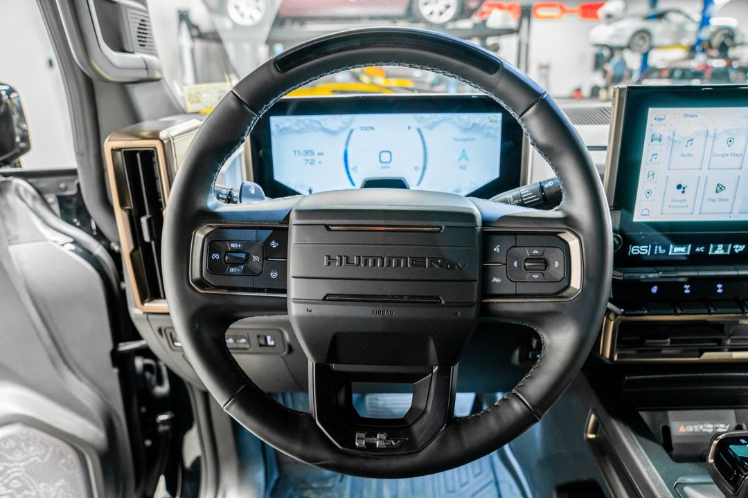 2024 GMC HUMMER