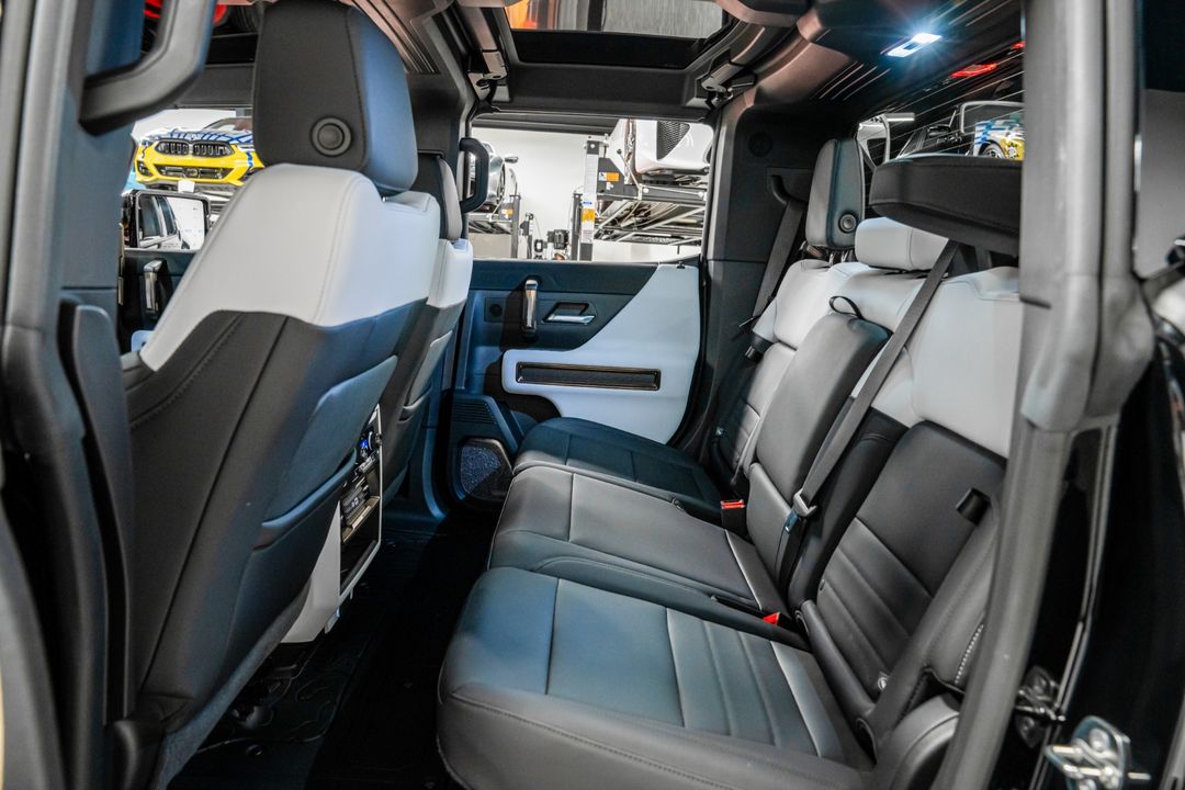 2024 GMC HUMMER
