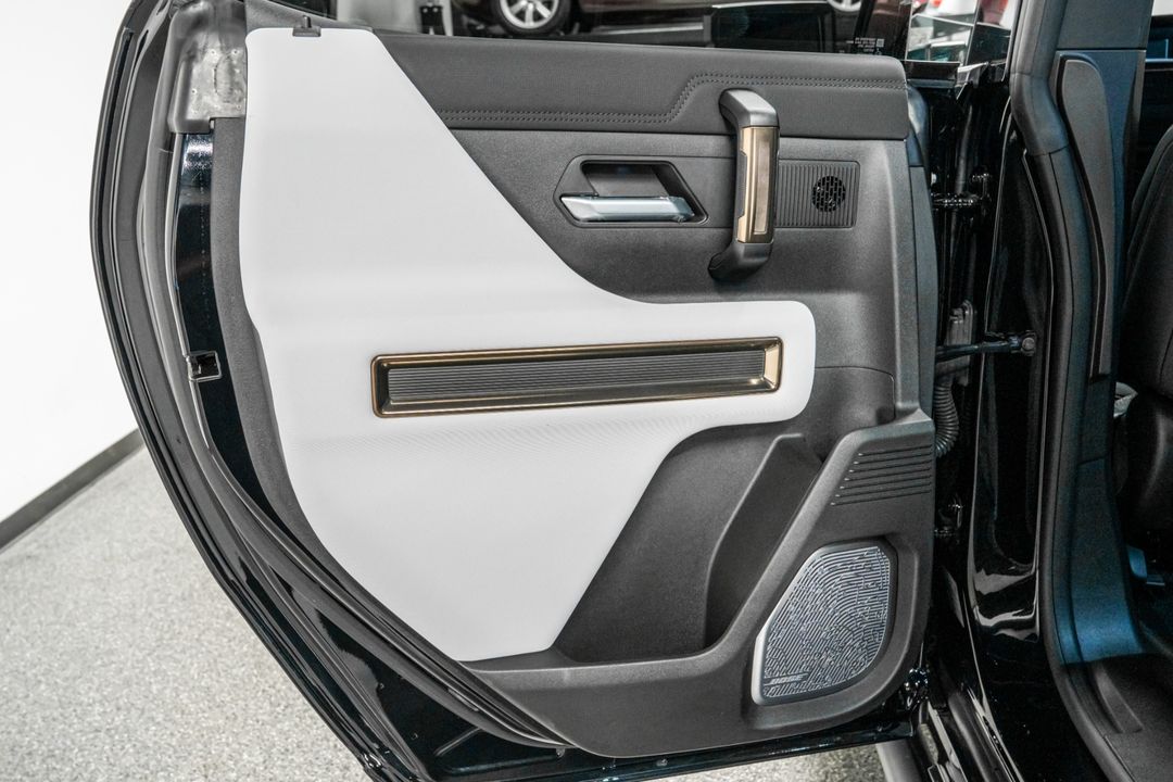 2024 GMC HUMMER