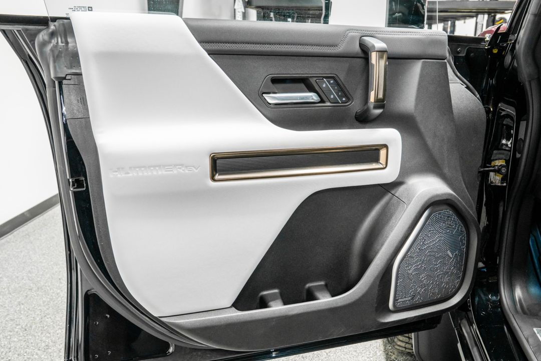2024 GMC HUMMER