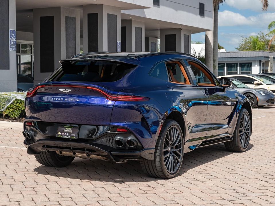 2023 Aston Martin DBX